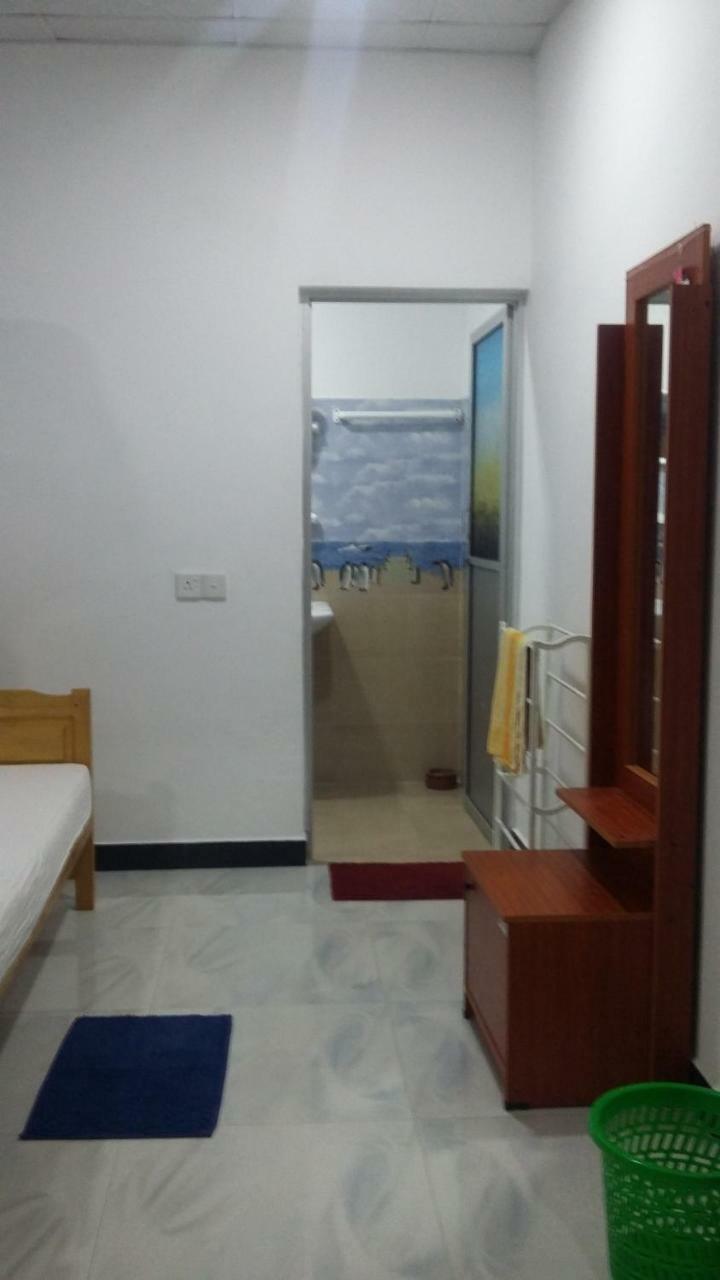 Hotel Oceanic White House Nilaveli Esterno foto
